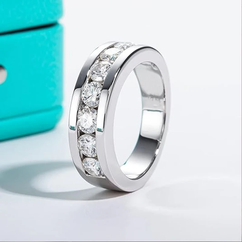 A Simple and Stylish 925 Sterling Silver Ring with a 2.1-Carat Moissanite, Perfect as a Gift for Women.