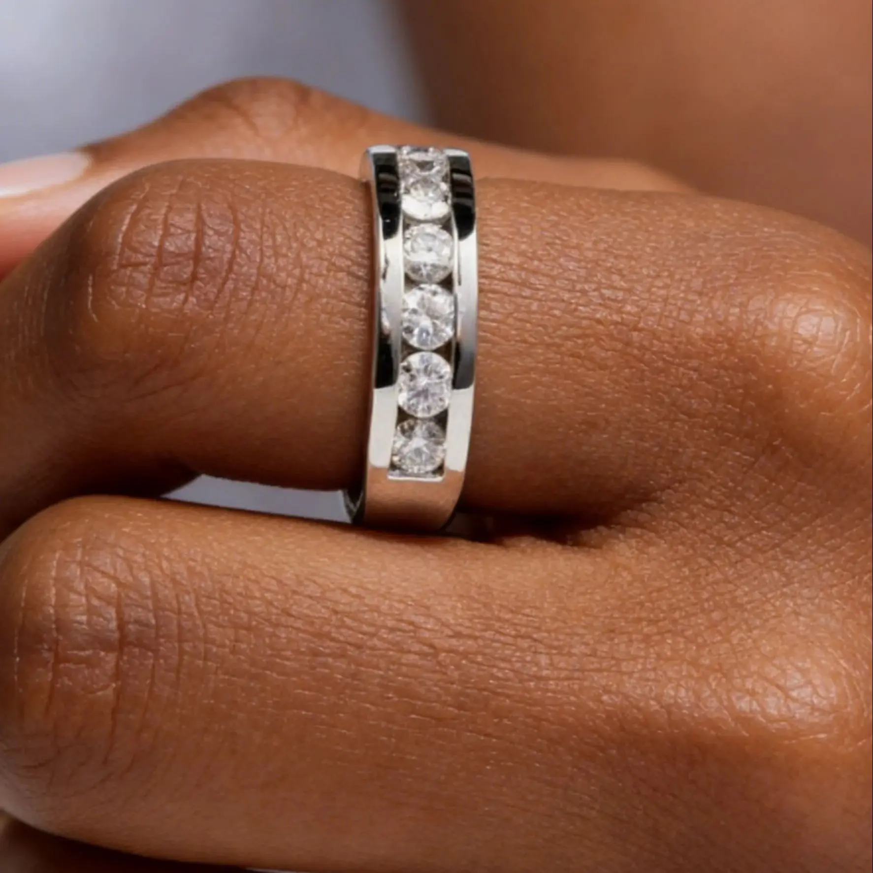 A Simple and Stylish 925 Sterling Silver Ring with a 2.1-Carat Moissanite, Perfect as a Gift for Women.