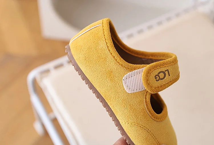 Children's leather shoes 2026 spring autumn new Korean girls' frosted soft soled princess shoes Super Soft Comfortable Sandal