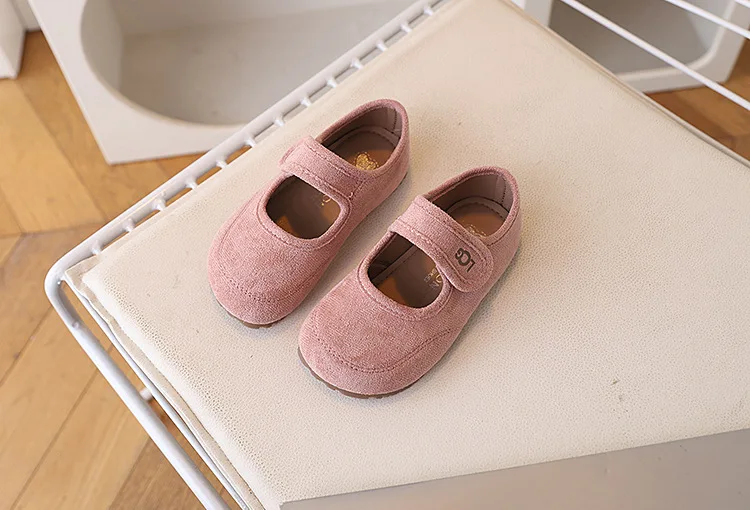 Children's leather shoes 2026 spring autumn new Korean girls' frosted soft soled princess shoes Super Soft Comfortable Sandal
