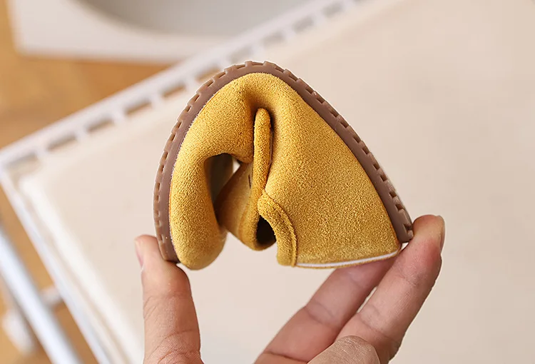 Children's leather shoes 2026 spring autumn new Korean girls' frosted soft soled princess shoes Super Soft Comfortable Sandal