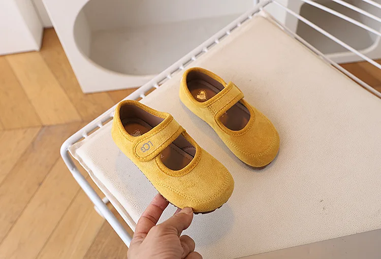 Children's leather shoes 2026 spring autumn new Korean girls' frosted soft soled princess shoes Super Soft Comfortable Sandal