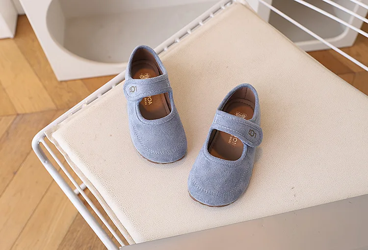 Children's leather shoes 2026 spring autumn new Korean girls' frosted soft soled princess shoes Super Soft Comfortable Sandal