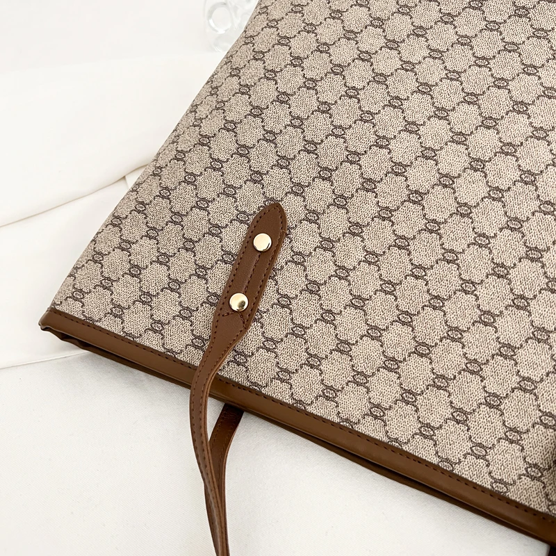 Luxury Vintage Women Tote Bag Monogram Print Rivet PU Leather Shoulder Bag Large Capacity Zipper Handbag for Commute Shopping