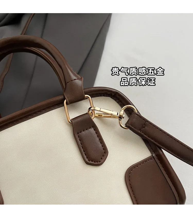 2026 Summer Vintage Small Bag for Women New Fashion Single Shoulder Messenger Bag Women's Handheld Commuter Pillow Bag