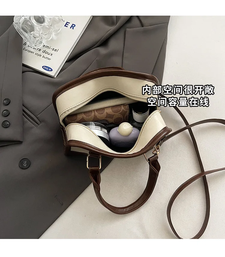 2026 Summer Vintage Small Bag for Women New Fashion Single Shoulder Messenger Bag Women's Handheld Commuter Pillow Bag