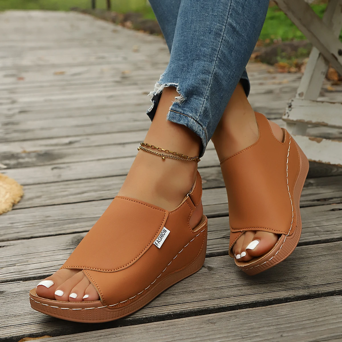 Women Wedge Sandals Summer 2026 New Fashion Slippers Open Toe Breathable Sandals Comfortable Buckle Woman Shoes Slides Women
