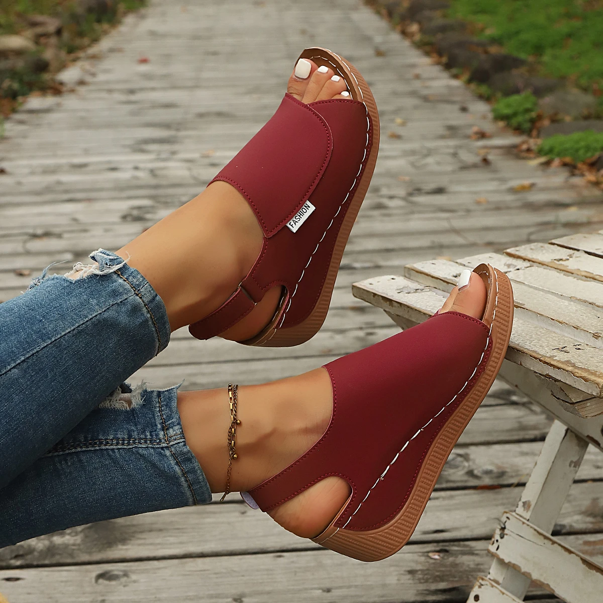 Women Wedge Sandals Summer 2026 New Fashion Slippers Open Toe Breathable Sandals Comfortable Buckle Woman Shoes Slides Women