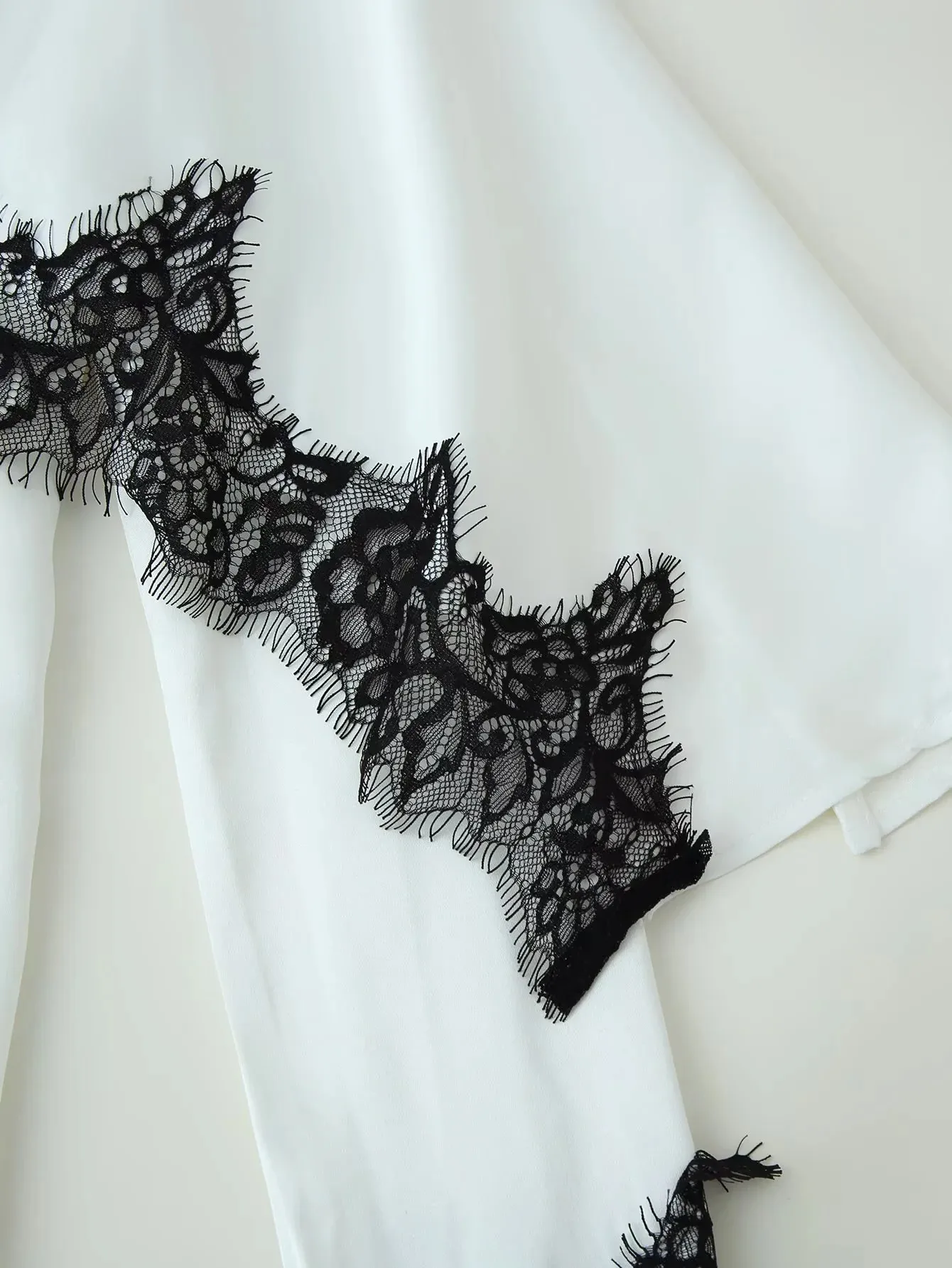 Women Elegant Lace Splice Contrast Shawl Top Women Chic Full Sleeve Cinched Waist Round Neck Blouse Female Daily Date Shirt