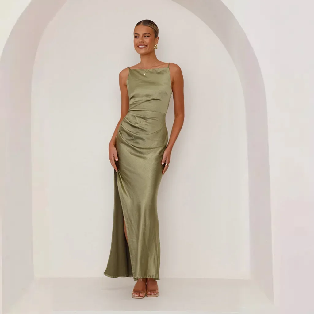 Women's Satin Spaghetti Strap Maxi Dress Ruched Waist Slit Elegant Evening Gown Vintage Solid Color Slim Fit Party Dresses
