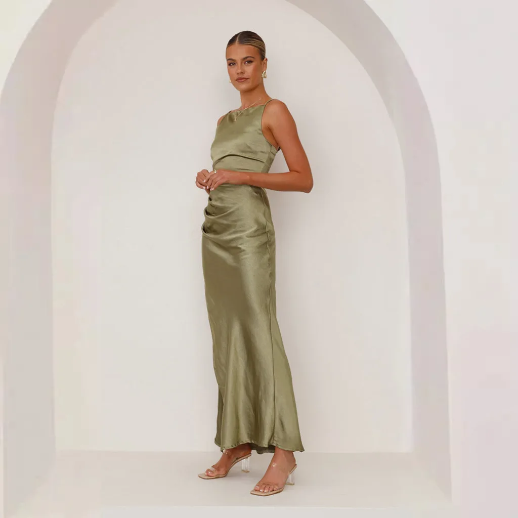 Women's Satin Spaghetti Strap Maxi Dress Ruched Waist Slit Elegant Evening Gown Vintage Solid Color Slim Fit Party Dresses