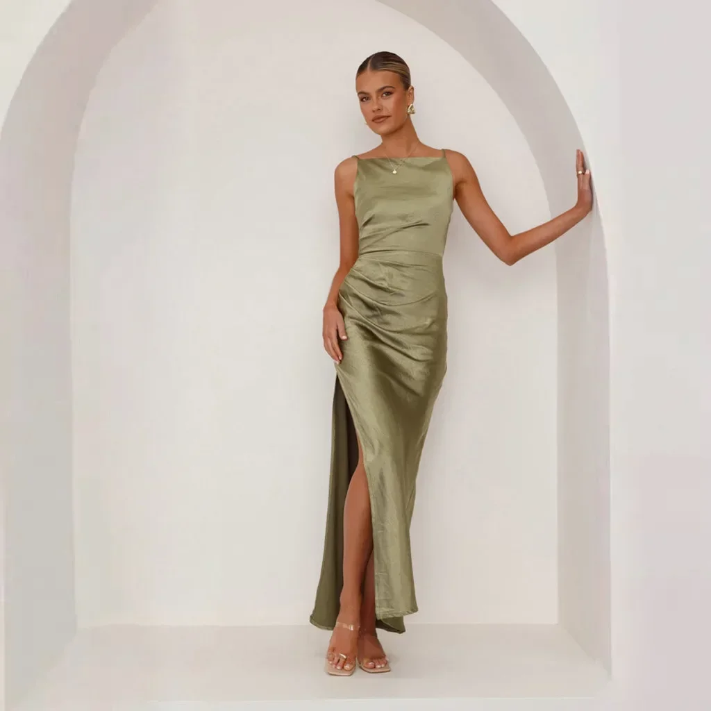 Women's Satin Spaghetti Strap Maxi Dress Ruched Waist Slit Elegant Evening Gown Vintage Solid Color Slim Fit Party Dresses