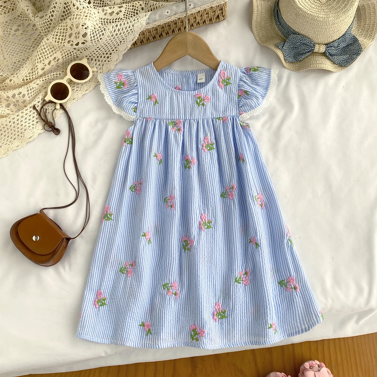 Girl Casual Dress New Fashion Flower Embroidered Striped Flying Sleeve Dress Girls Sweete Vestidos Kids Clothes