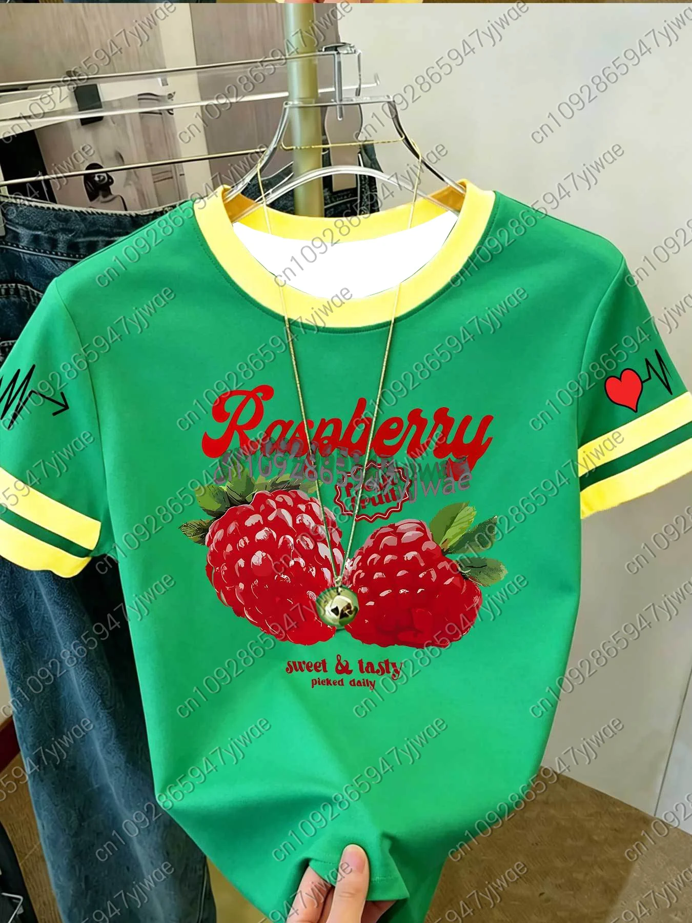 2026 Womens Short Sleeve Color-Block Fresh Raspberry Print Y2k T Shirt Girl Round Neck Tee Outdoor Sports Adult Women's T-Shirt