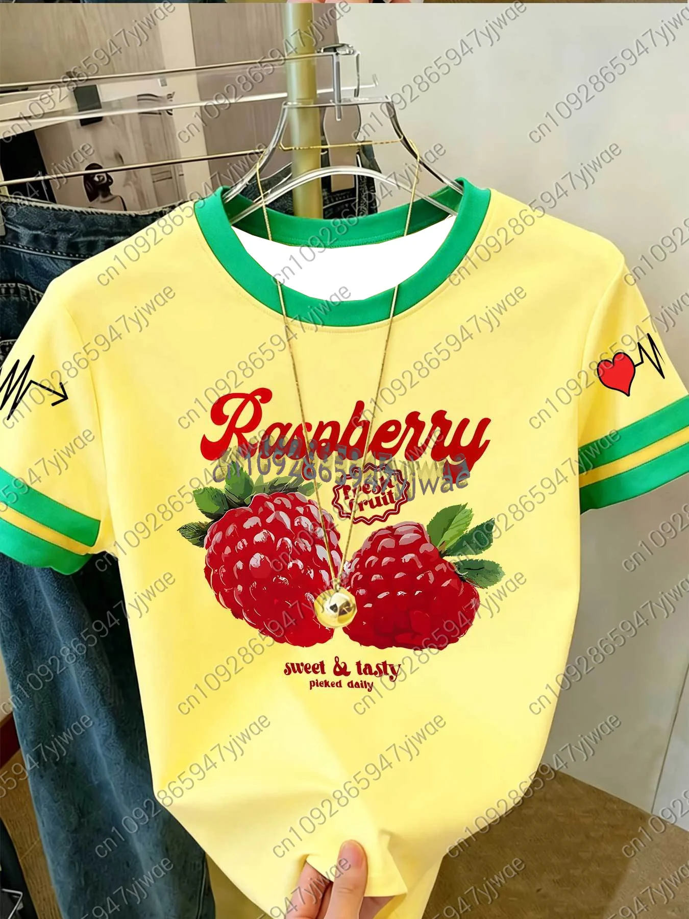 2026 Womens Short Sleeve Color-Block Fresh Raspberry Print Y2k T Shirt Girl Round Neck Tee Outdoor Sports Adult Women's T-Shirt