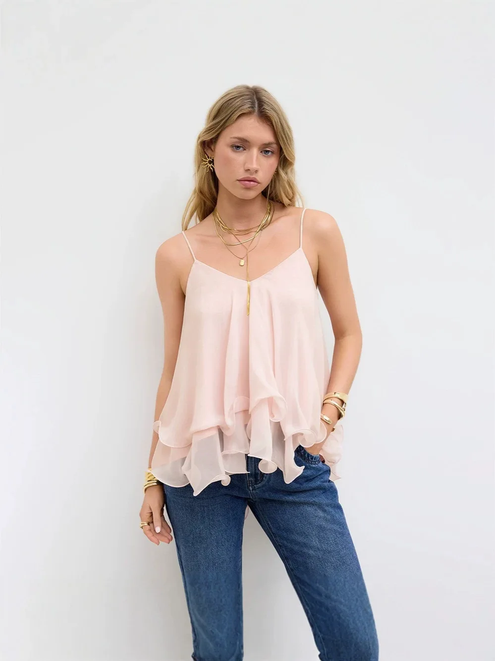 Women Chiffon Camisole Top Spaghetti Strap V Neck Ruffled Flowy Sleeveless Elegant Casual Layered Hem Tank Tops for Daily Party