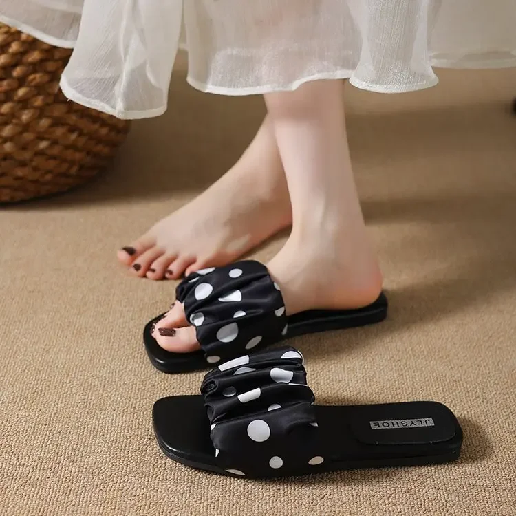 2026 Summer Women Platform Thick Bottom Slippers Vintage Polka Dot Shoes Outdoor Square Toe Beach Vacation Dress Slides