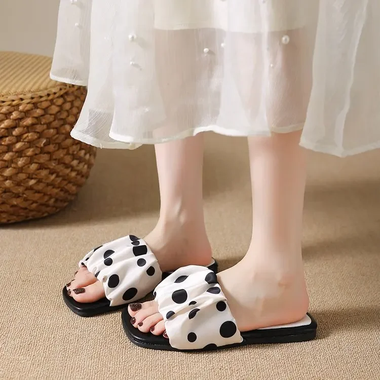 2026 Summer Women Platform Thick Bottom Slippers Vintage Polka Dot Shoes Outdoor Square Toe Beach Vacation Dress Slides