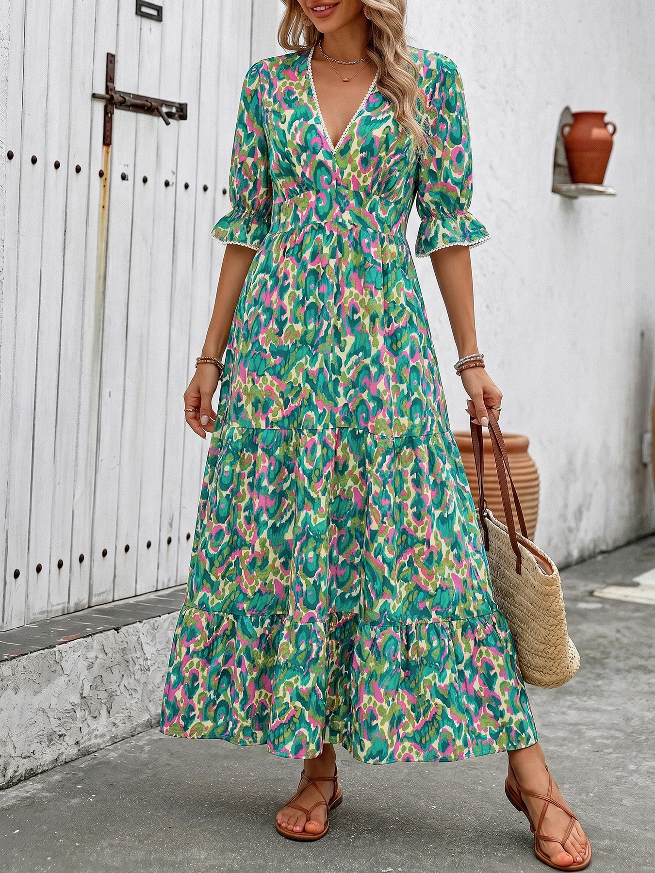 2026 new Bohemian vacation style cake dress, printed V-neck five-quarter sleeve dress