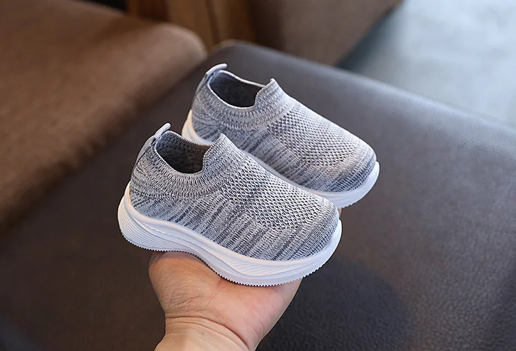Children Running Sneakers Boys Girls Casual Mesh Breathable Anti-Slip Walking Toddler Soft Soled Girls Shoes