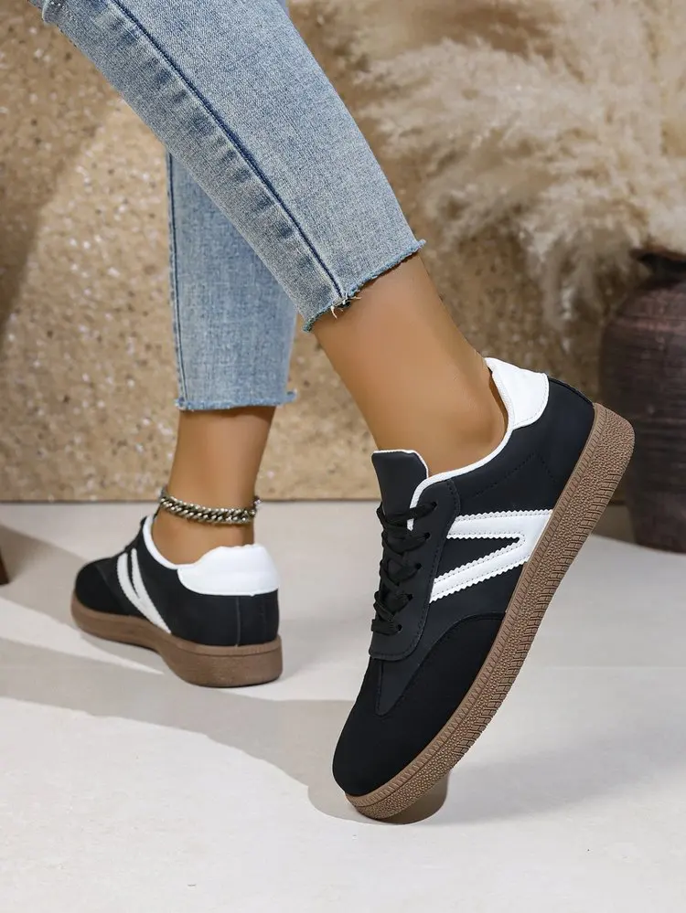 Shoes Woman 2026 Trend Casual Sneakers Comfortable Lace Up Flats Tennis Shoe Breathable Walking Jogging Shoes