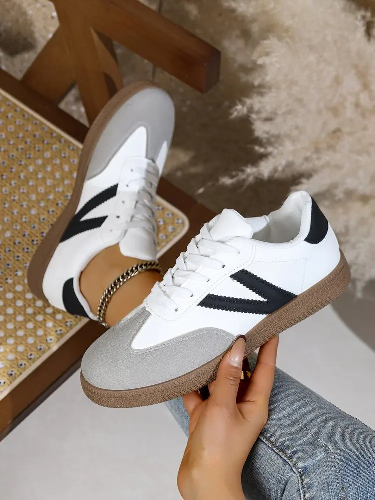 Shoes Woman 2026 Trend Casual Sneakers Comfortable Lace Up Flats Tennis Shoe Breathable Walking Jogging Shoes