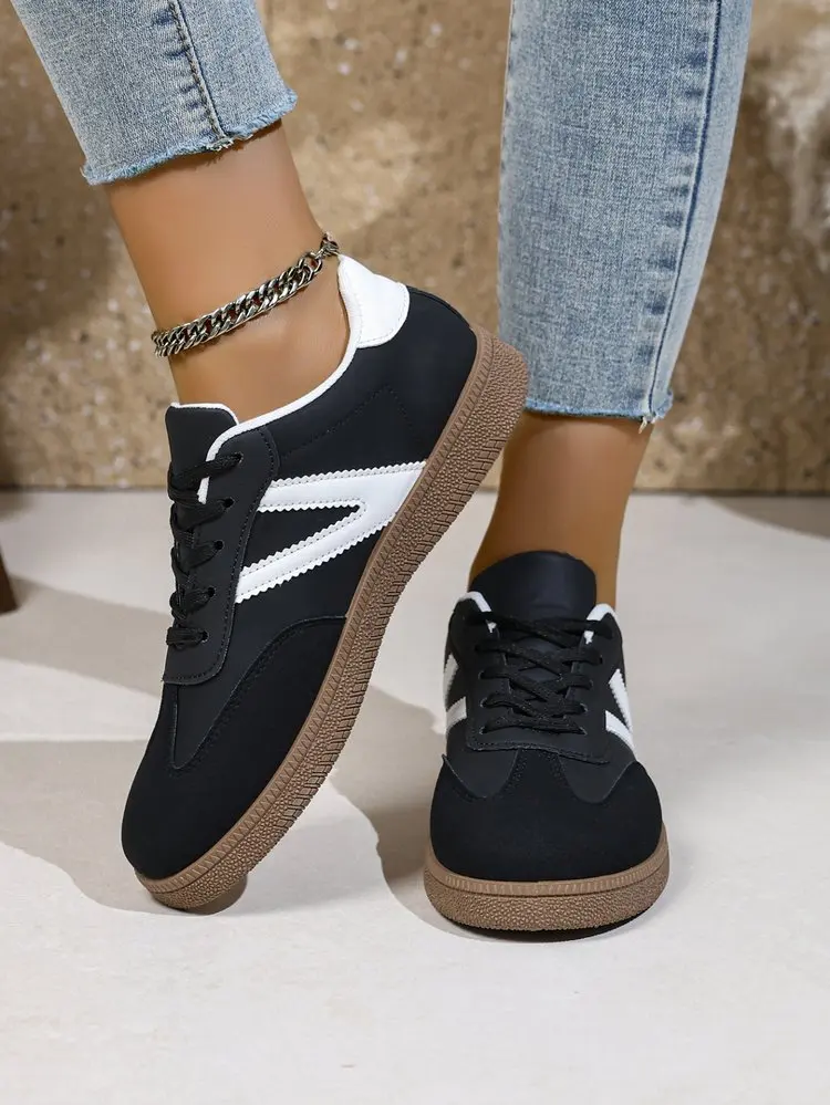 Shoes Woman 2026 Trend Casual Sneakers Comfortable Lace Up Flats Tennis Shoe Breathable Walking Jogging Shoes