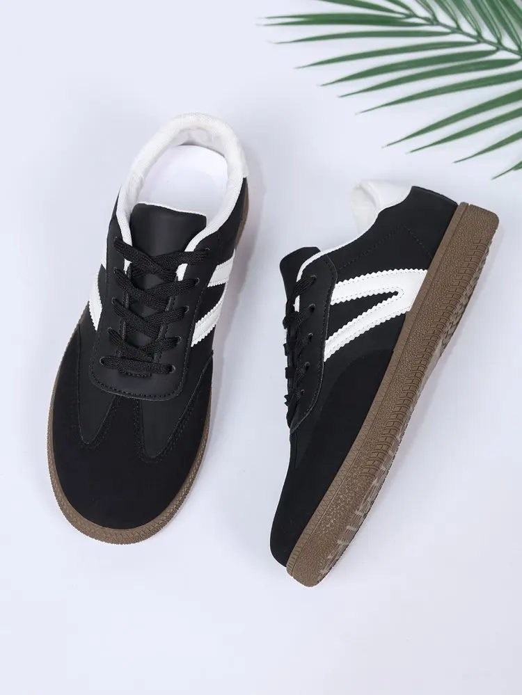 Shoes Woman 2026 Trend Casual Sneakers Comfortable Lace Up Flats Tennis Shoe Breathable Walking Jogging Shoes