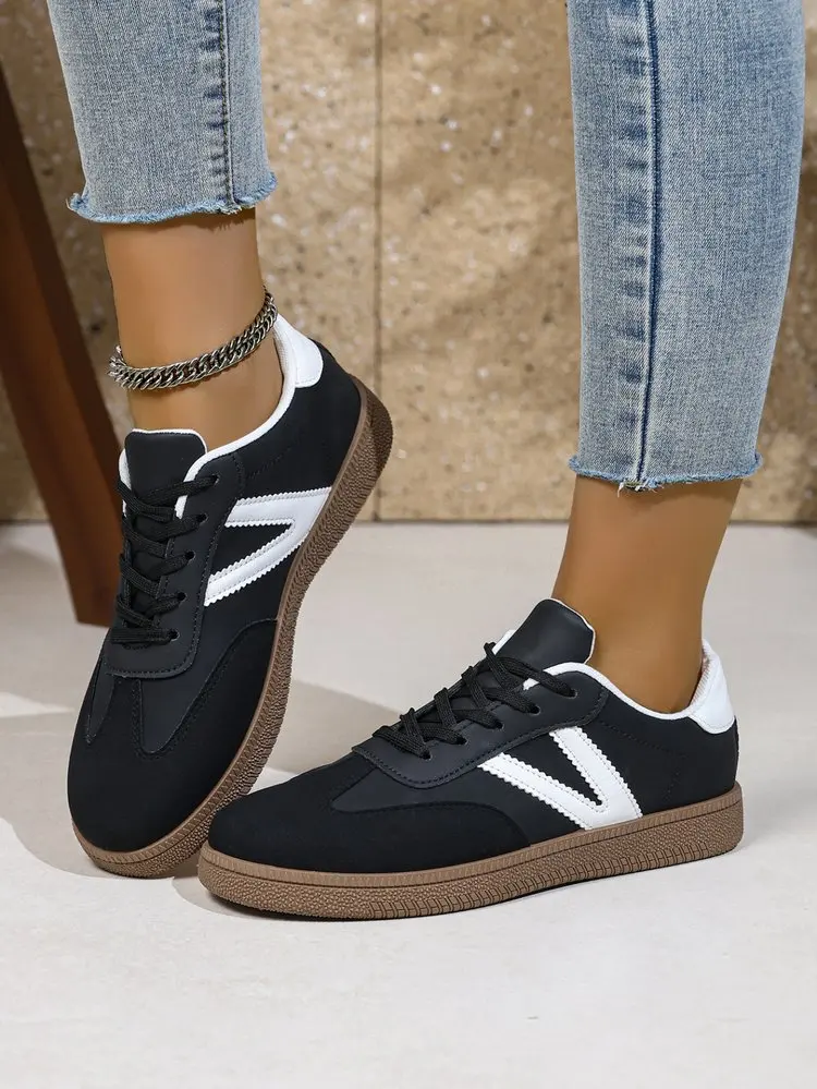 Shoes Woman 2026 Trend Casual Sneakers Comfortable Lace Up Flats Tennis Shoe Breathable Walking Jogging Shoes