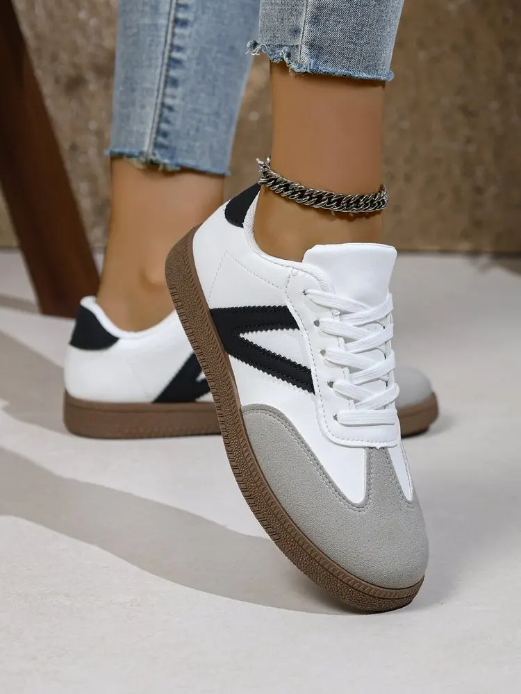 Shoes Woman 2026 Trend Casual Sneakers Comfortable Lace Up Flats Tennis Shoe Breathable Walking Jogging Shoes