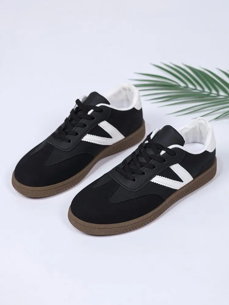 Shoes Woman 2026 Trend Casual Sneakers Comfortable Lace Up Flats Tennis Shoe Breathable Walking Jogging Shoes
