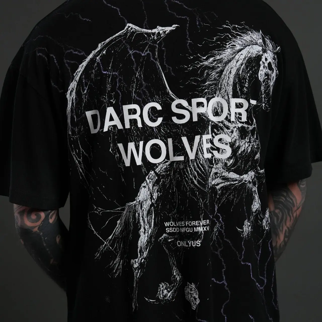 New GYM 2026 American Streetwear Brand Hip-hop Loose Skull Print Fitness Men's Sports Fitness Short-sleeved T-shirt
