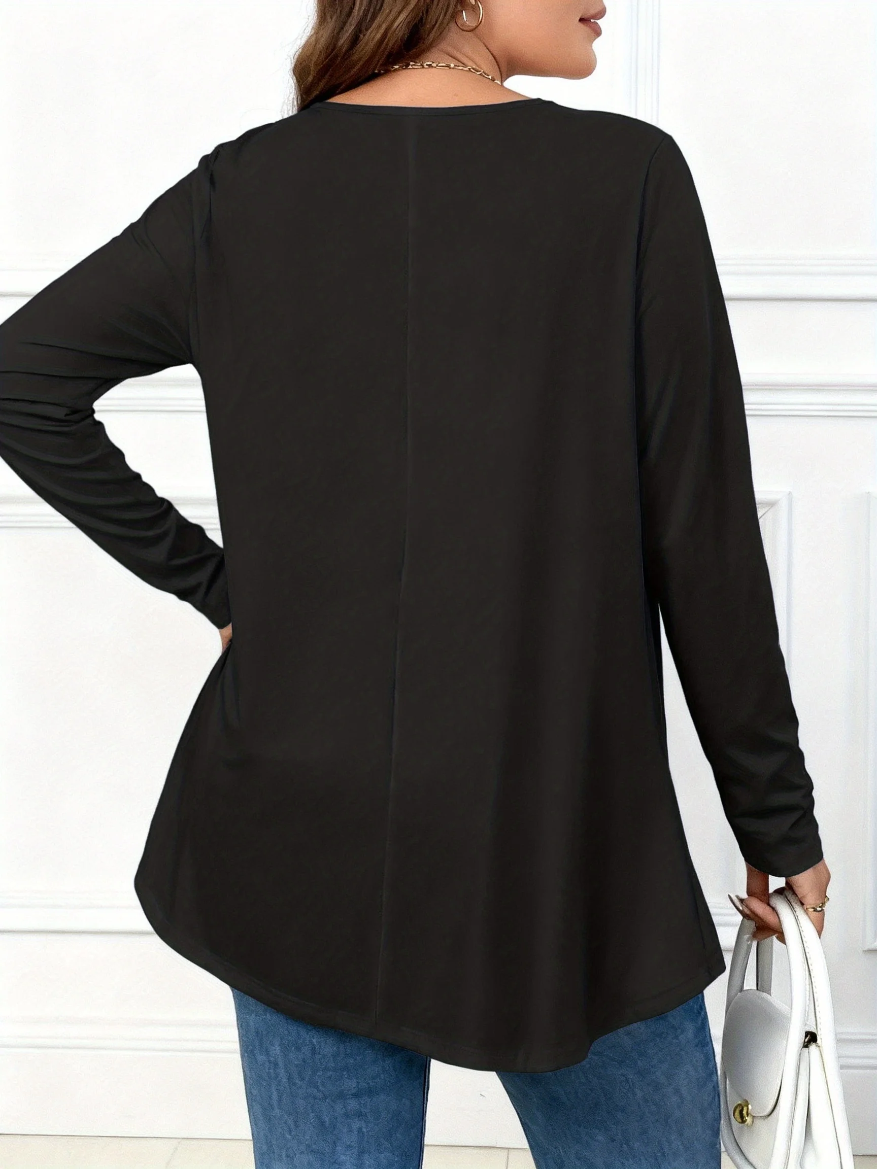 Women's Plus Size Long Sleeve Round Neck Casual Top for Effortless Everyday Style
