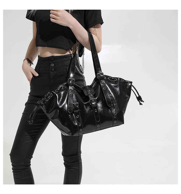 2026 New PU Hobo Tote for Women Y2K Gothic Rivet Adjustable Strap Shoulder Bag Large Capacity Drawstring Handbag for Daily Use
