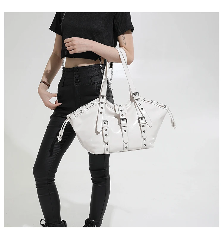 2026 New PU Hobo Tote for Women Y2K Gothic Rivet Adjustable Strap Shoulder Bag Large Capacity Drawstring Handbag for Daily Use