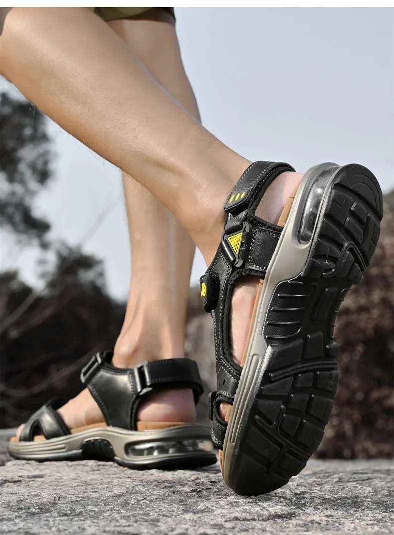 Outdoor Men's Sandals Non-slip Men's Casual Sneakers Genuine Leather Beach Sandals Plus Size Summer Men Breathable Wading Shoes