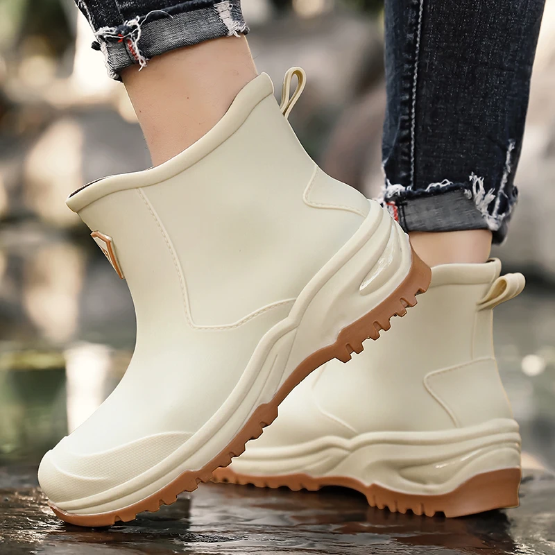 Men's Rain Boots Outdoor Wear-Resistant Mountaineering Fishing Non-Slip Short-Tube Waterproof Water Shoes Rain Boots