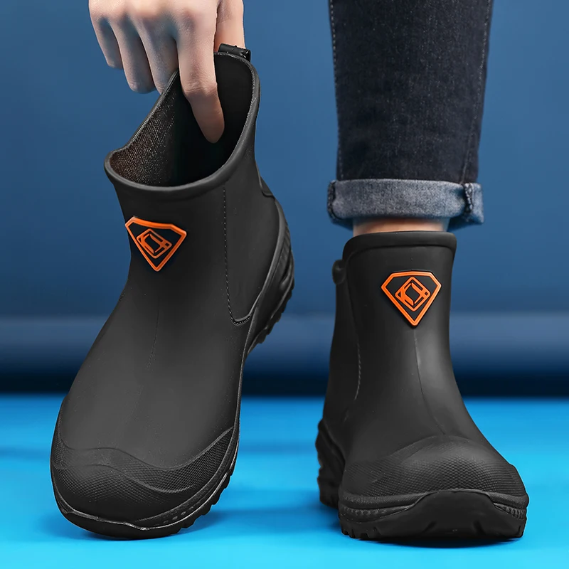 Men's Rain Boots Outdoor Wear-Resistant Mountaineering Fishing Non-Slip Short-Tube Waterproof Water Shoes Rain Boots