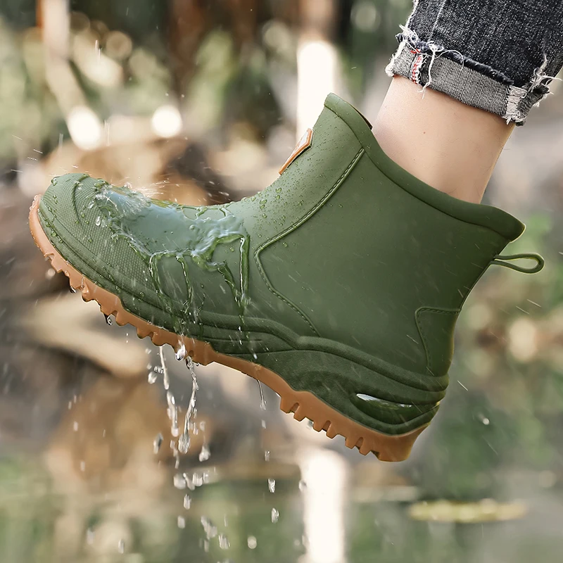 Men's Rain Boots Outdoor Wear-Resistant Mountaineering Fishing Non-Slip Short-Tube Waterproof Water Shoes Rain Boots
