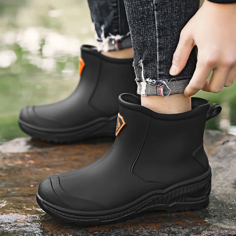 Men's Rain Boots Outdoor Wear-Resistant Mountaineering Fishing Non-Slip Short-Tube Waterproof Water Shoes Rain Boots