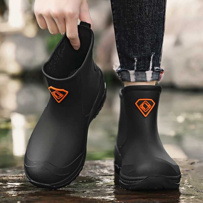 Men's Rain Boots Outdoor Wear-Resistant Mountaineering Fishing Non-Slip Short-Tube Waterproof Water Shoes Rain Boots