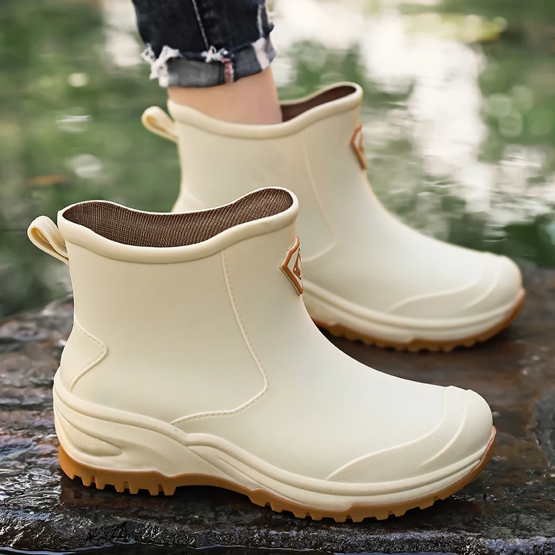 Men's Rain Boots Outdoor Wear-Resistant Mountaineering Fishing Non-Slip Short-Tube Waterproof Water Shoes Rain Boots