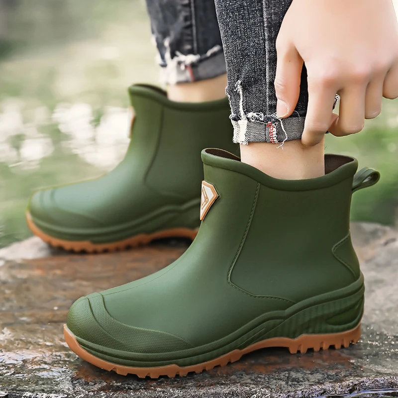 Men's Rain Boots Outdoor Wear-Resistant Mountaineering Fishing Non-Slip Short-Tube Waterproof Water Shoes Rain Boots