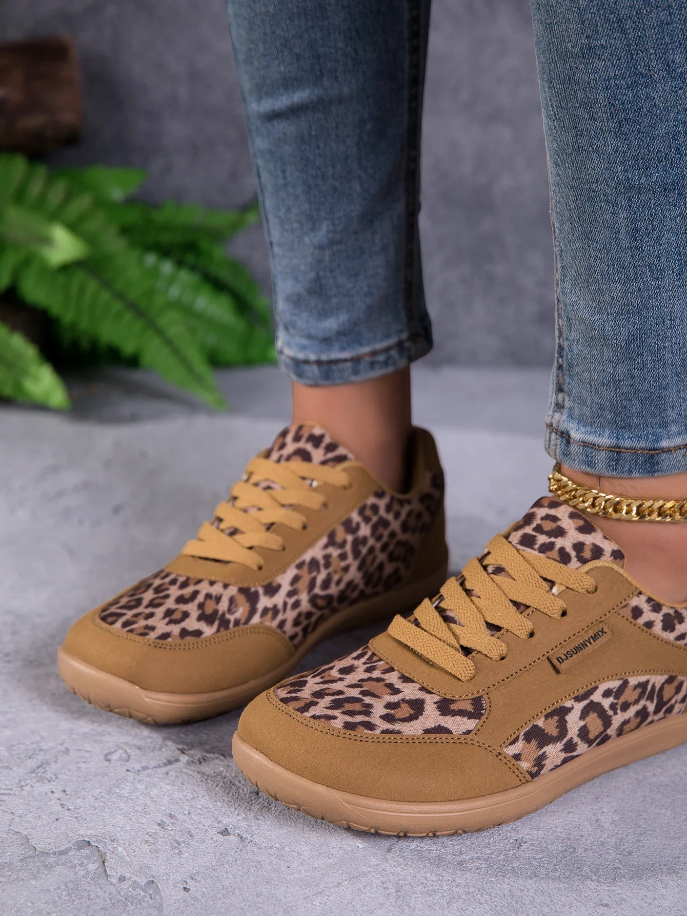 Unisex Barefoot Sneakers Women Men Wide Toe Minimalist Zero Drop Shoes Non Slip Lace Up Casual Sneaker