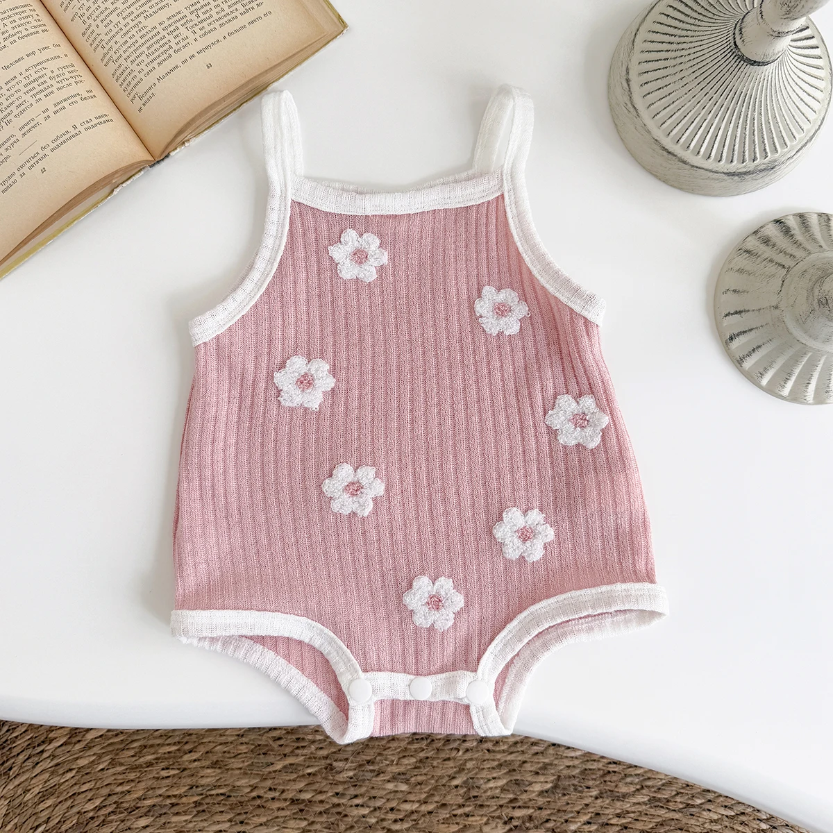 Summer Baby Jumpsuit Pink Flowers Breathable Comfortable Suspender Casual Beach Clothing Suitable for 0-3 Years Old