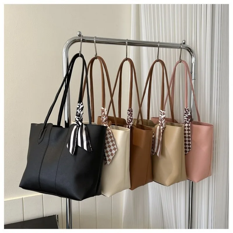 Simple Commuter Large-capacity Bag Women's Korean Fashion Tote Bag Spring and Summer Niche Texture Shoulder Handbag