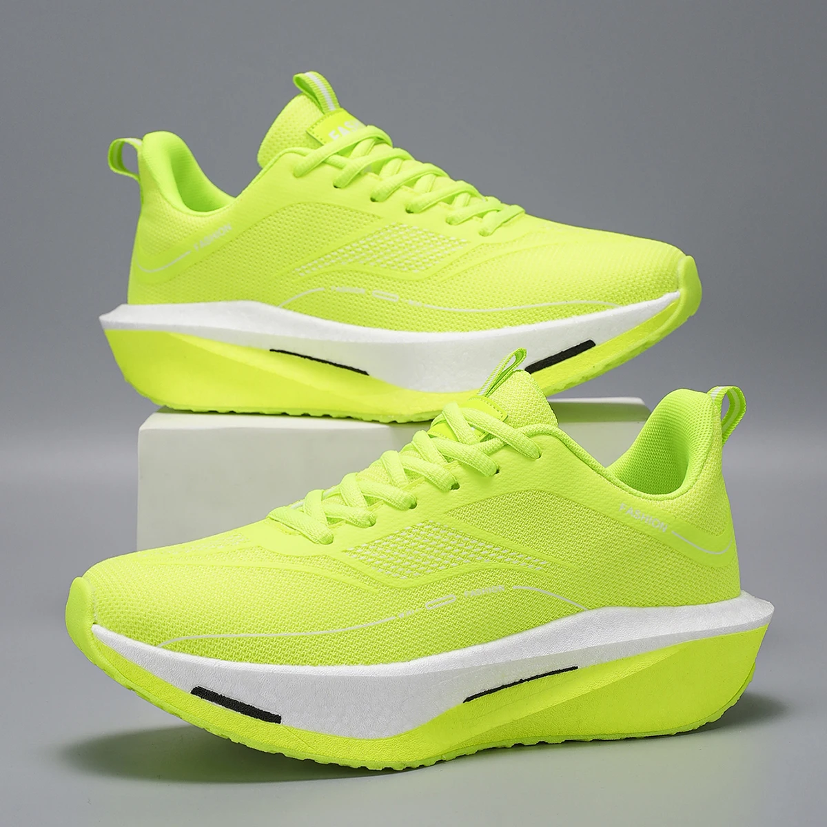 Running Shoes Speciality Marathon Sports Men Breathable Lightweight Carbon Board Comfortable Athletic Nonskid Sneakers 2026 New