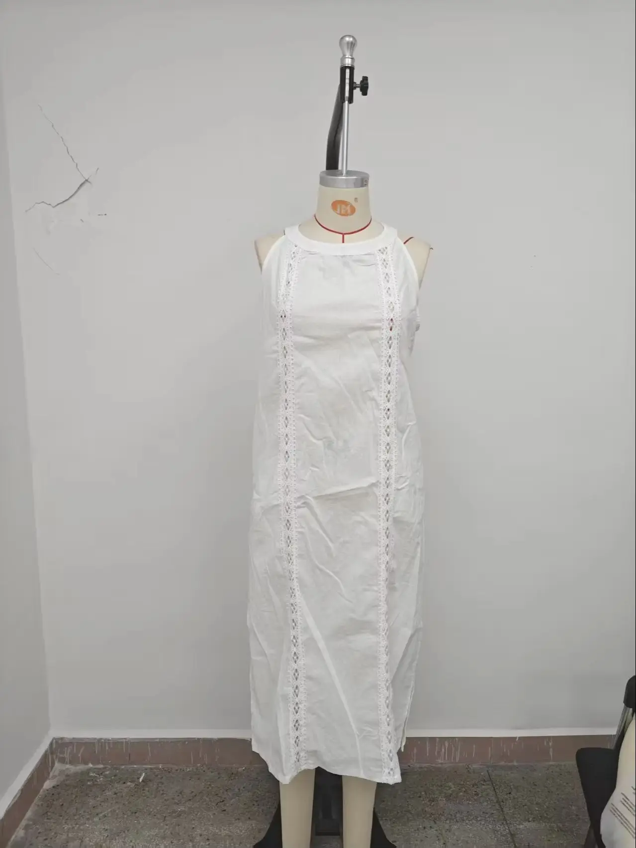 Spring 2026 Women’s Clothing: Neck-Tie Vacation Dress with Pure Color Lace Accents, Sleeveless.