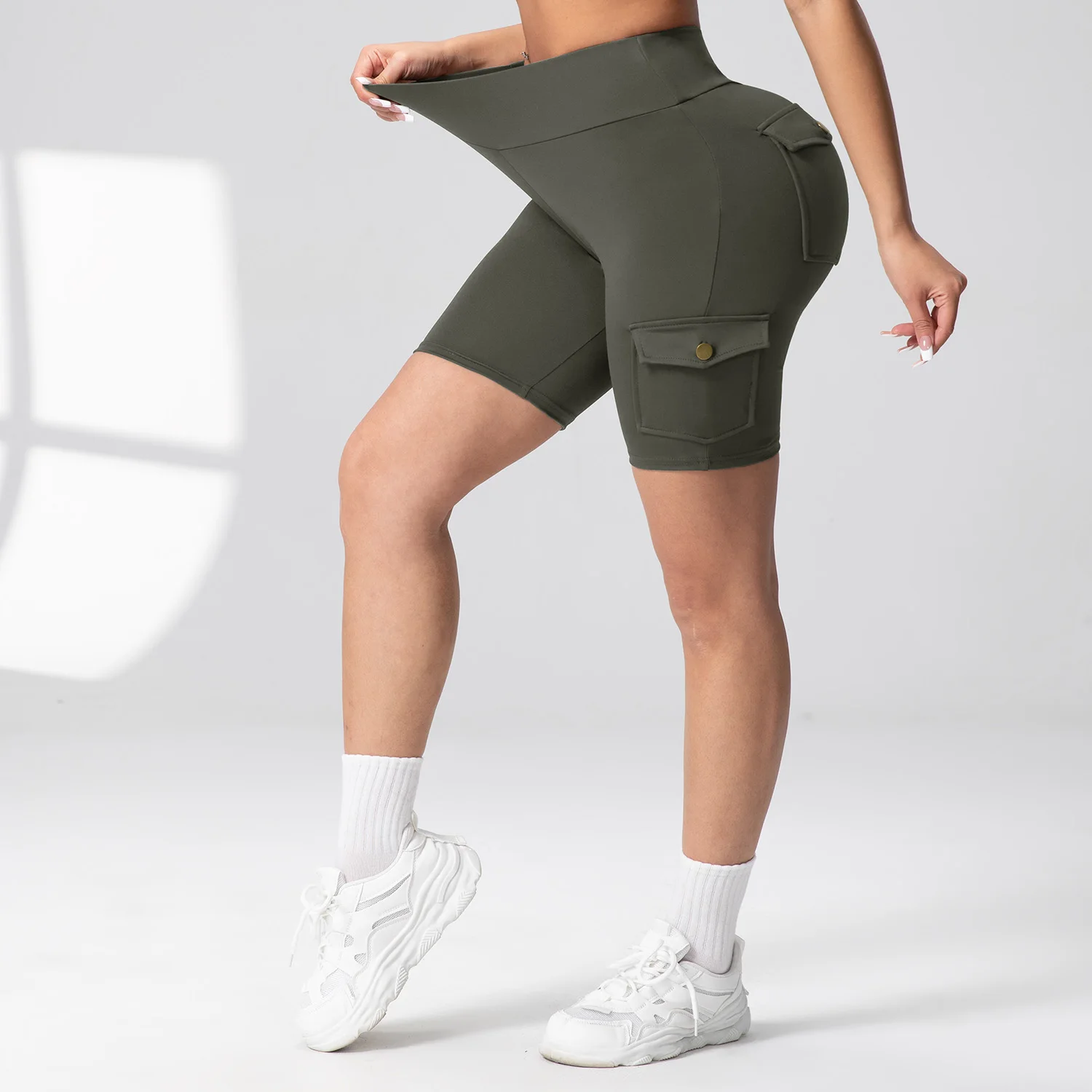 Camouflage Printed Women Butt Lifting Shorts With Pockets Tummy Tight Elastic Slim Outdoor Running Workout Shorts Streetwear