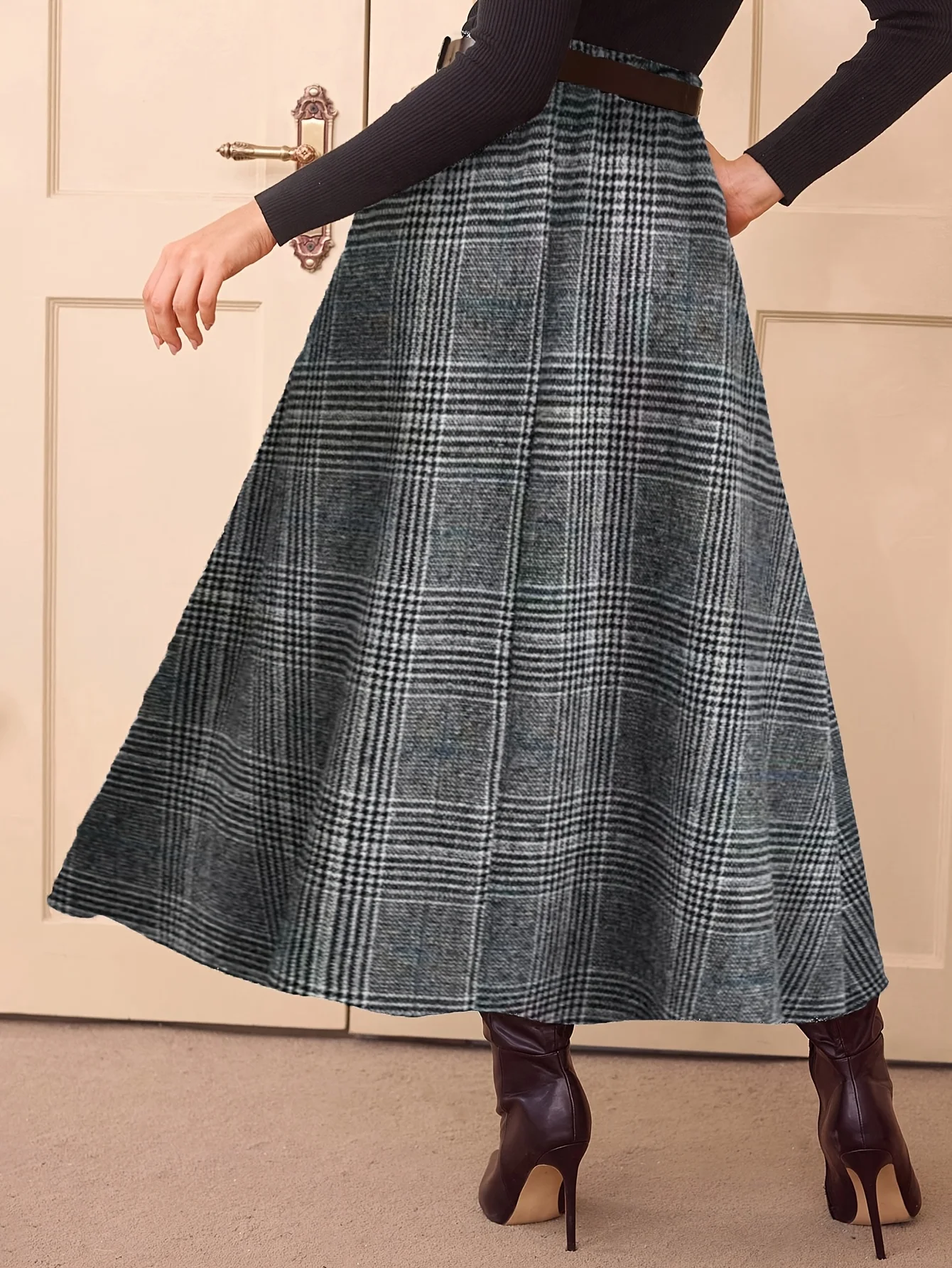 Vintage Clothing Female Plaid Maxi Skirt,Old Money Costume for Women High Waisted A Line Skirt for Autumn Winter Office Commute